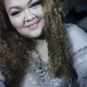 Meet your Posher, Lucy